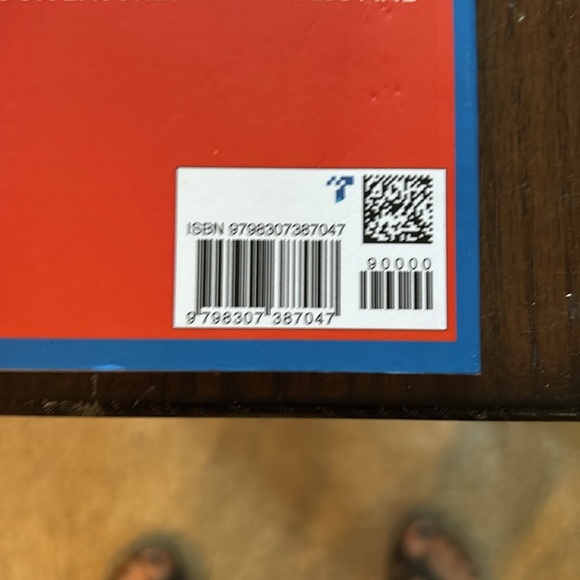 NWOT 2 books Yellowstone National Park 2025, Yellowstone Grand Teton Nat park - Picture 2 of 4